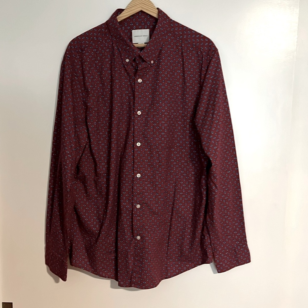 American Eagle Outfitters Men’s button down shirt XL